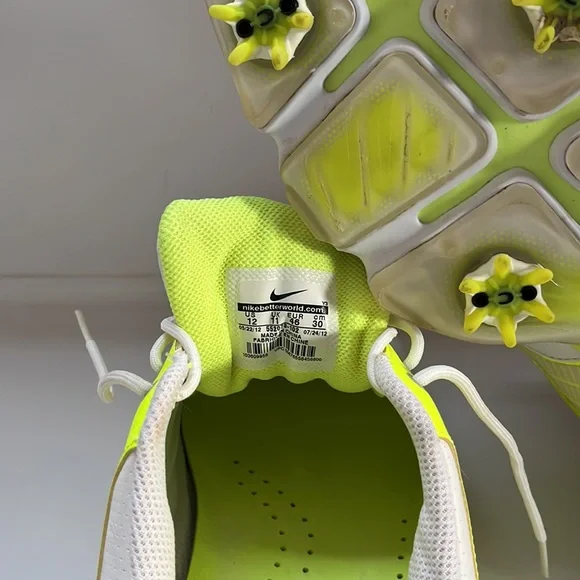 Nike Men’s Golf Shoes - Picture 3 of 4